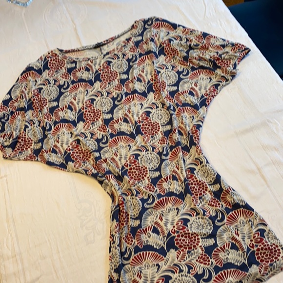 Vintage Sisley tunic top. Open shoulder detail, short sleeve tunic top. One size - Picture 2 of 7